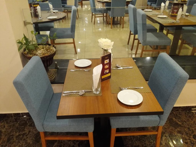 Food & Drinks 5, AH Hotel and conference, Accra