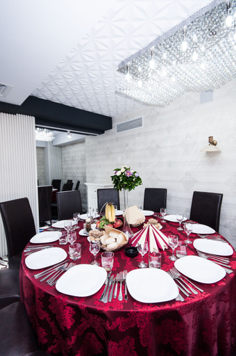 Others 5, Hotel Andre´s, Craiova