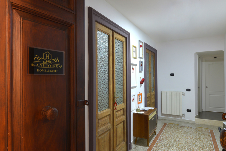 Public Area 5, Angioino Rooms, Napoli