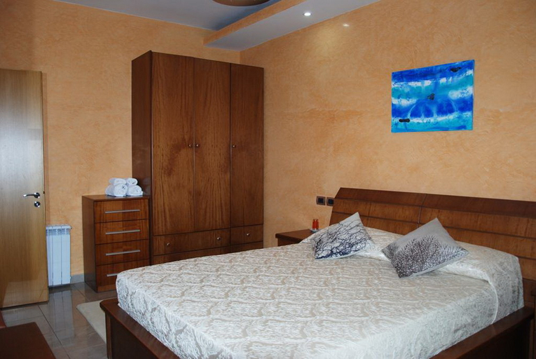 Bedroom 2, Gega Hotel Berat, Beratit