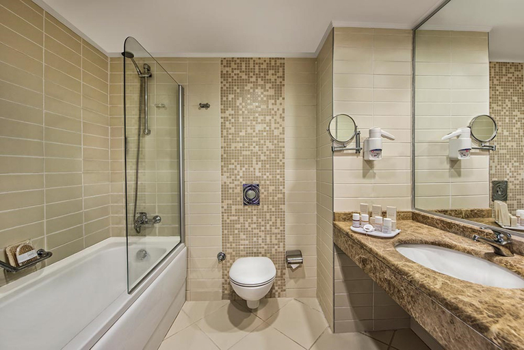 Bathroom 5, DoubleTree By Hilton Antalya Kemer, Kemer
