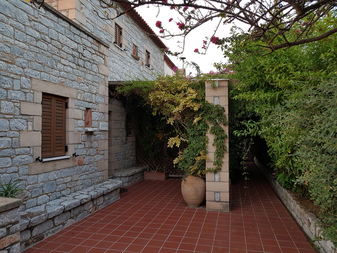 Public Area 4, Polismata - Private Residences, Peloponnese