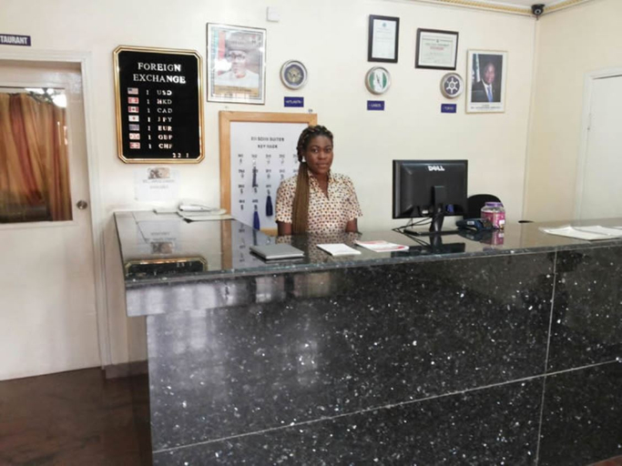 Public Area, Ed Scob Suites, Surulere