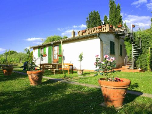 Cozy Holiday Home in Sienna Italy with Pool, Siena
