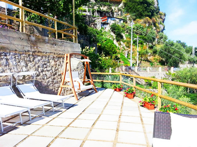 Exterior & Views 5, Villa Turquoise, Napoli