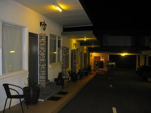 White Manor Motel, Cooma-Monaro