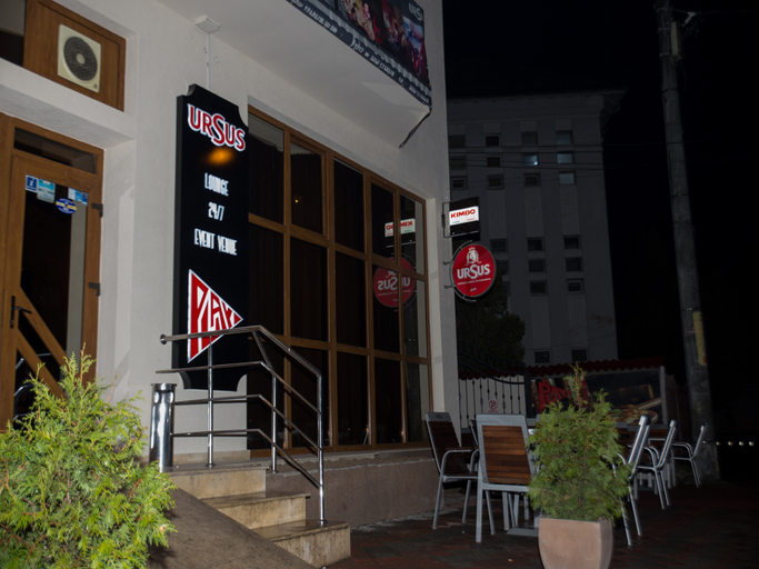 Public Area 2, Euphoria, Craiova