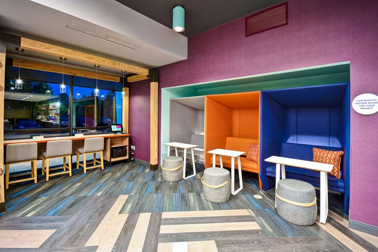 Public Area 3, Tru by Hilton Sterling Heights Detroit, Macomb