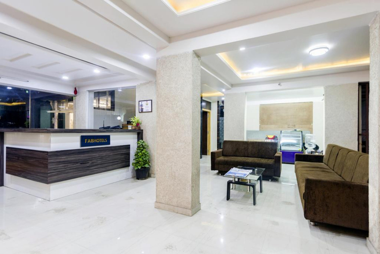 Lobby 5, Fabhotel Imperio Baner, Pune