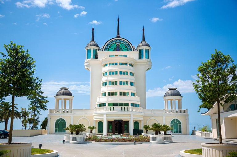 Castello Mare Hotel & Wellness Resort, Kobuleti