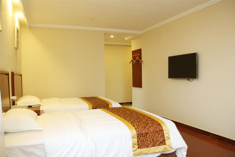 Bedroom 3, GreenTree Inn KunShan Furong Road Express Hotel, Suzhou