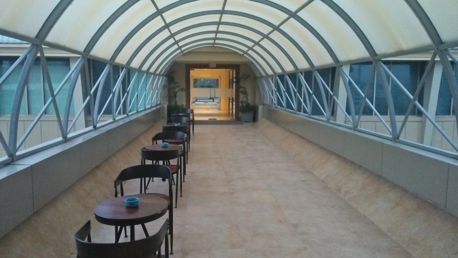 Public Area 4, Radisson Blu Pune Hinjawadi, Pune