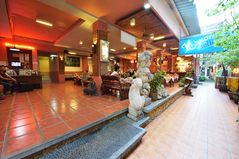 Khaosan Holiday, Phra Nakhon
