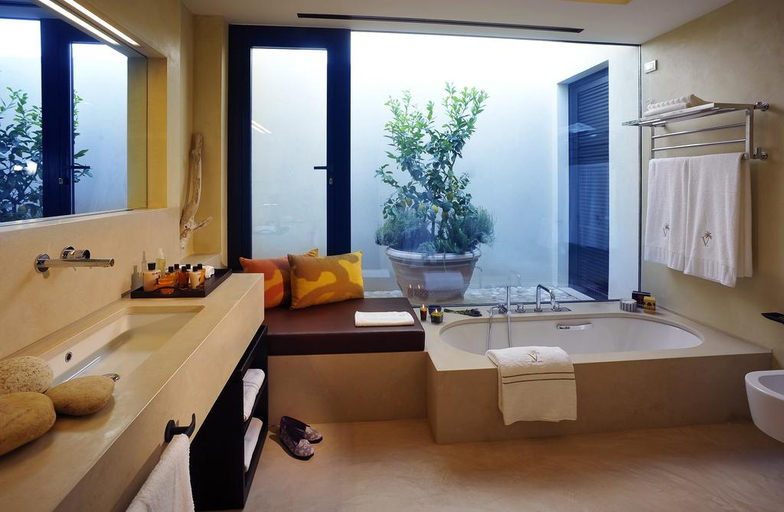 Bathroom 5, Verdura Resort A Rocco Forte Hotel, Agrigento