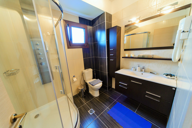 Bathroom 5, Villas Hanioti, Central Macedonia