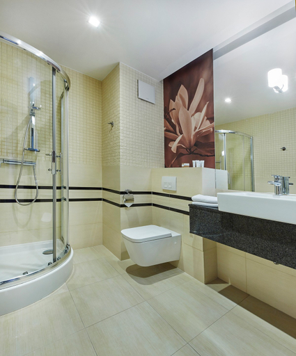 Bathroom 2, Hotel Diva Spa, Kołobrzeg