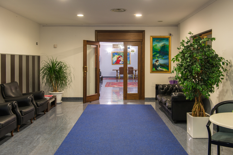 Public Area 3, Hotel Royal, Cosenza