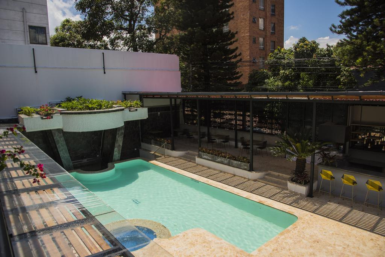 Sport & Beauty 1, Medellín Vibes, Medellín