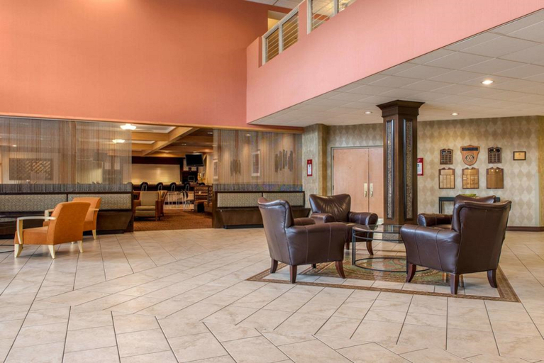 Public Area 2, Quality Hotel Conference Center Cincinnati Blue Ash, Hamilton