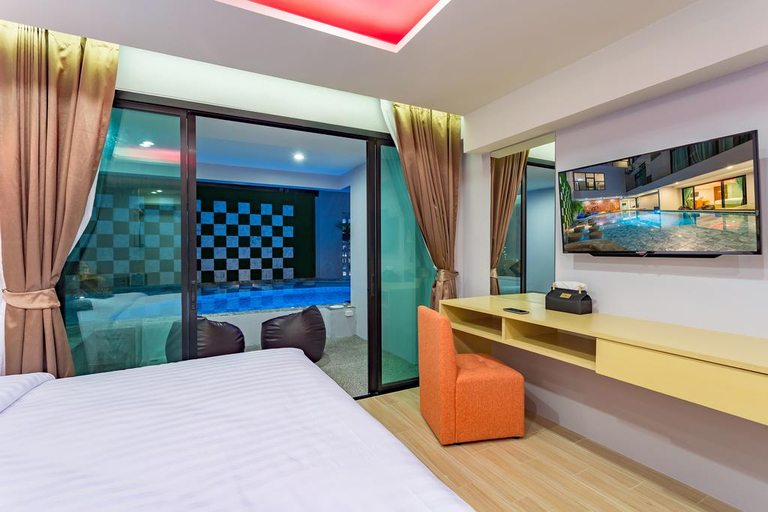Bedroom 3, Oneloft Hotel, Phuket Island
