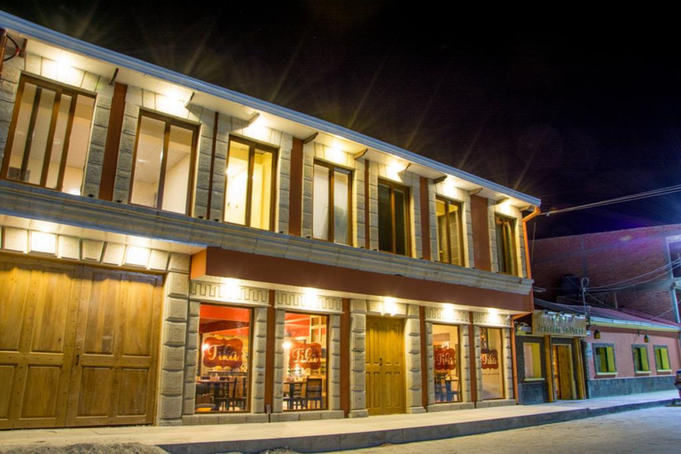Exterior & Views