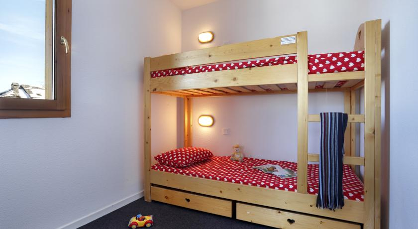 Bedroom 3, Vacancéole - Résidence Vega, Hautes-Alpes