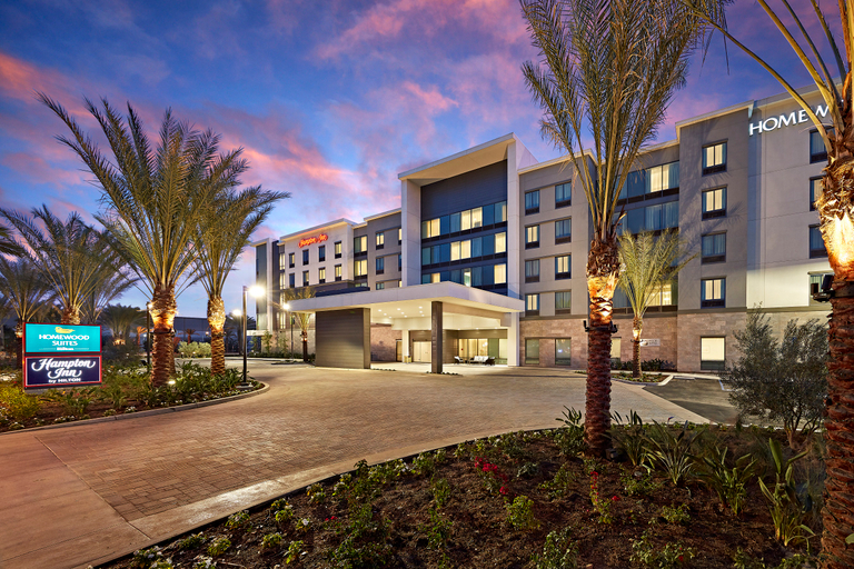 Exterior & Views 2, Hampton Inn Long Beach Airport, Los Angeles