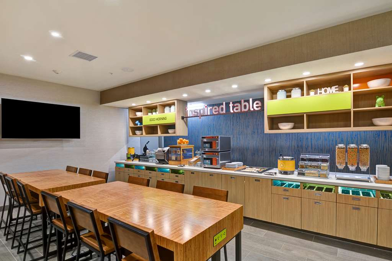 Food & Drinks 5, Home2 Suites by Hilton Palmdale, CA, Los Angeles