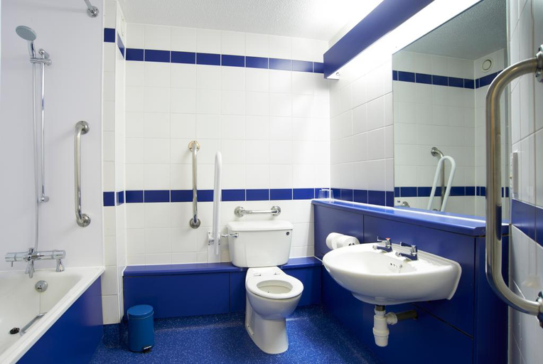 Bathroom 4, Travelodge Kettering Thrapston, Northamptonshire