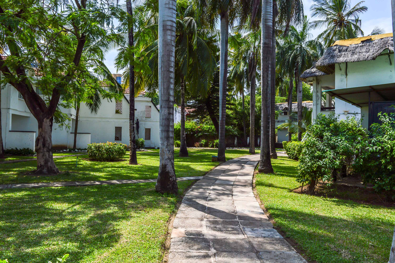 Exterior & Views 2, Milele Beach Resort, Nyali