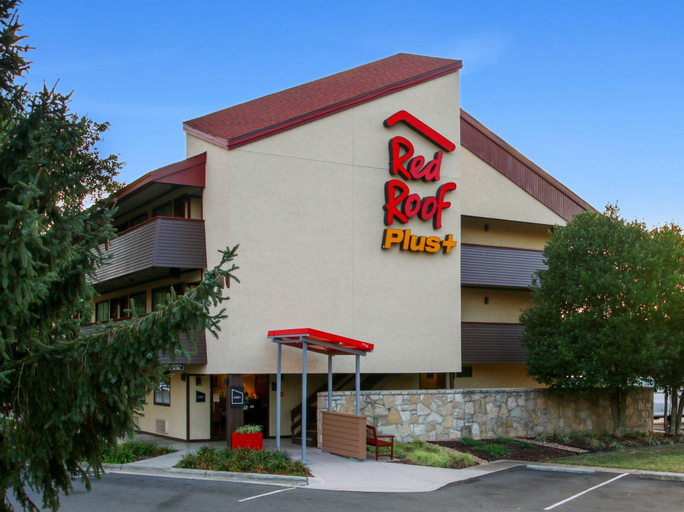 Exterior & Views 5, Red Roof PLUS+ Statesville, Iredell