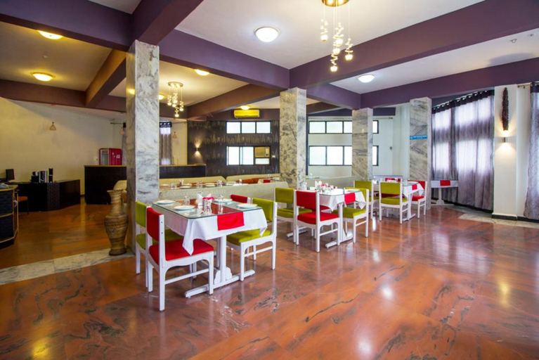 Public Area 2, FabHotel Suryakiran Chinchwad, Pune