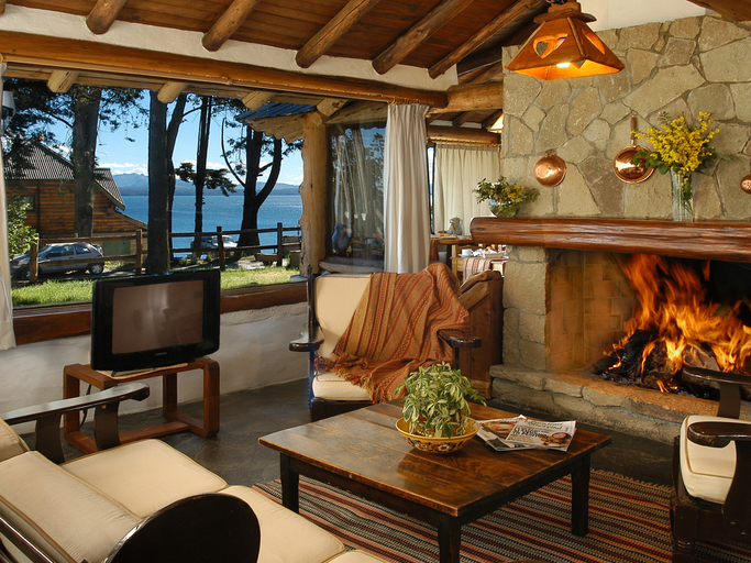 Public Area, HTL La Malinka, Bariloche