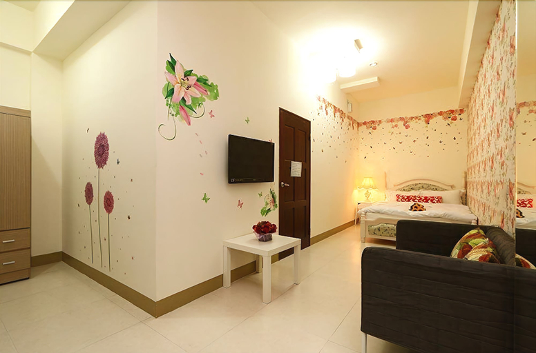 Others 4, Flower 4 B&B, Hualien
