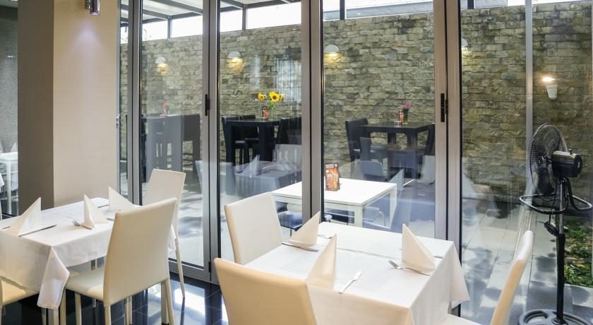 Food & Drinks 4, Hotel Dolce Internacional