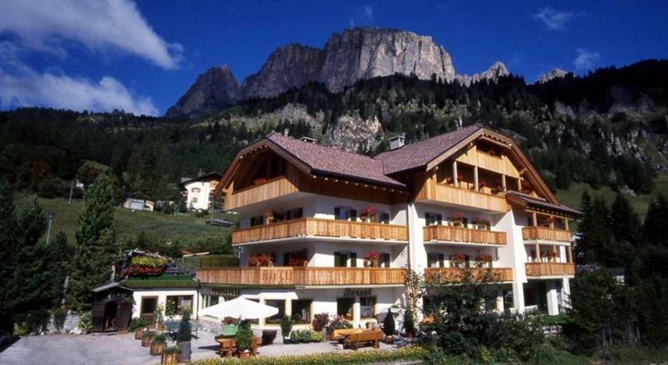 Exterior & Views 2, Hotel Borest, Bolzano
