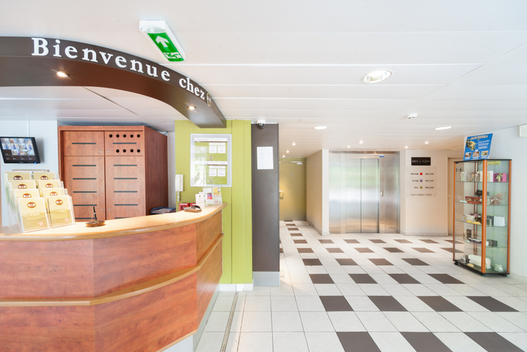 Public Area, B&B HOTEL Antibes Sophia Antipolis, Alpes-Maritimes