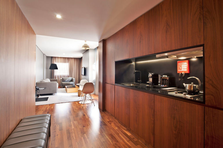 Dining Room 14