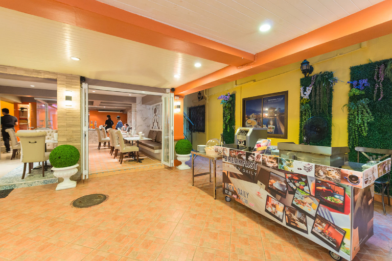 Public Area 3, Khaosan Palace Hotel, Phra Nakhon