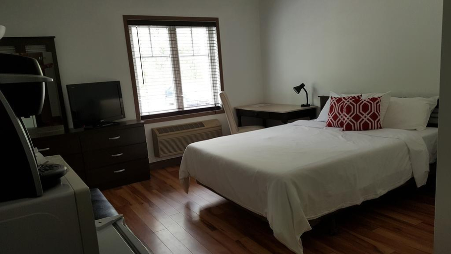 Bedroom 4, Hôtel Énergie Shawinigan, Le Centre-de-la-Mauricie