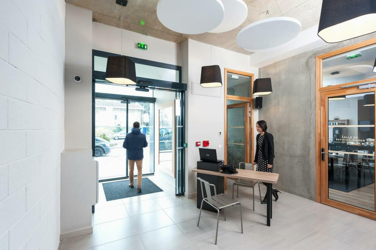 Public Area, Ténéo Apparthotel Talence - Espeleta, Gironde