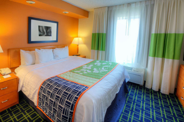 Bedroom 3, Fairfield Inn & Suites Laredo, Webb
