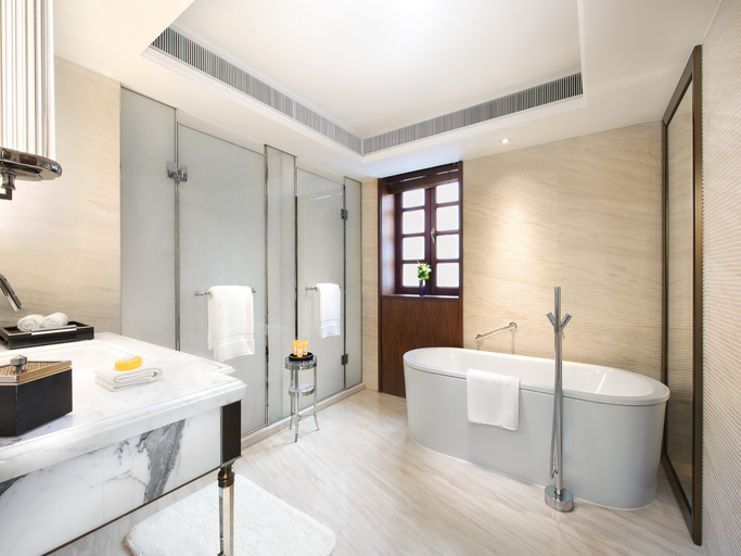 Bathroom, Capella Shanghai Jian Ye Li, Shanghai