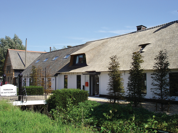 Exterior & Views 2, Fletcher Hotel-Restaurant De Witte Brug, Nederlek