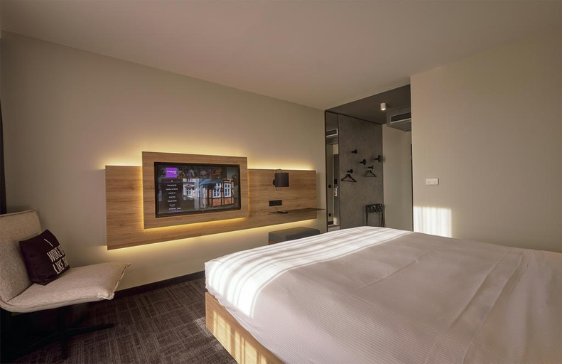 Bedroom 5, AC Hotel by Marriott Berlin Humboldthain Park, Berlin