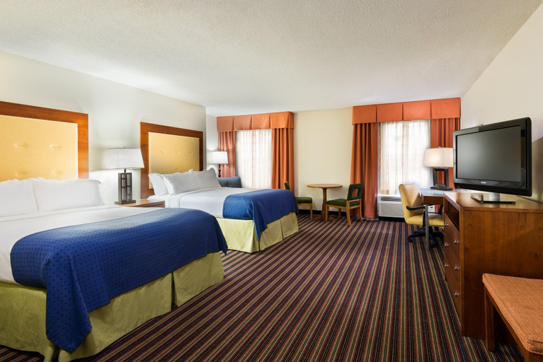Bedroom 3, DoubleTree by Hilton Richmond Airport, Henrico