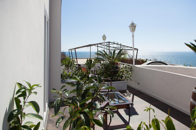 Public Area 2, Casa Restino El Morisco, Napoli