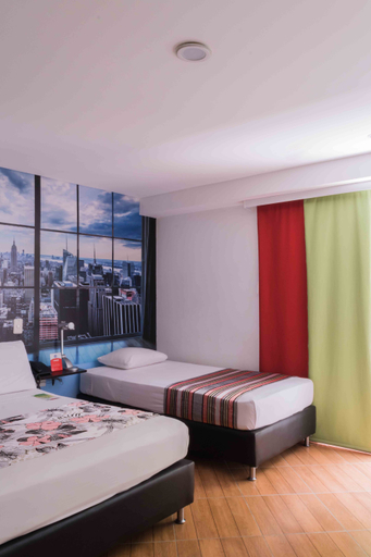 Bedroom 4, Quinta Avenida Medellin, Medellín