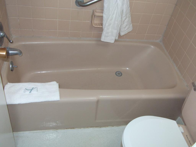 Bathroom, Knights Inn Cozad Lexington Area, Dawson