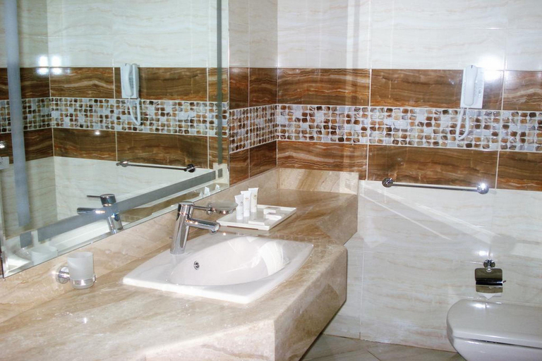 Bathroom 5, Gewan Hotel Cairo, Imbabah